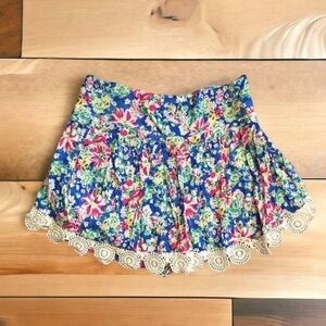 LF Paper Heart Floral Skort W/ Crochet Hem Sz 8 Blue